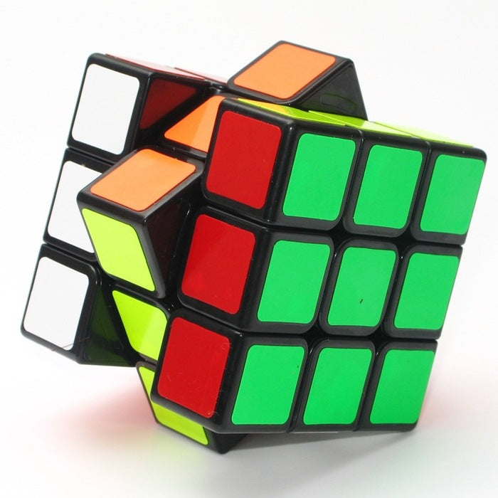 Cubo de Rubik 3x3: ¡Ponte a prueba con el mejor entretenimiento!